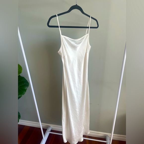 Aritzia Only Square Slip Dress M Light Birch - Picture 1 of 3